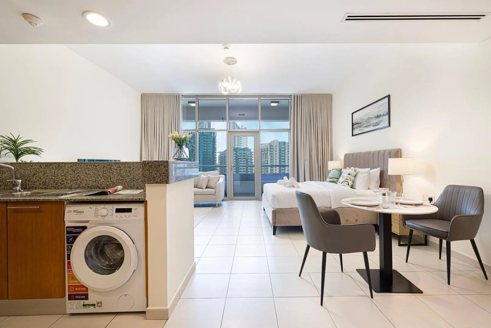 아파트 Juliushomes - Studio In Bay Square, Business Bay Dubai
