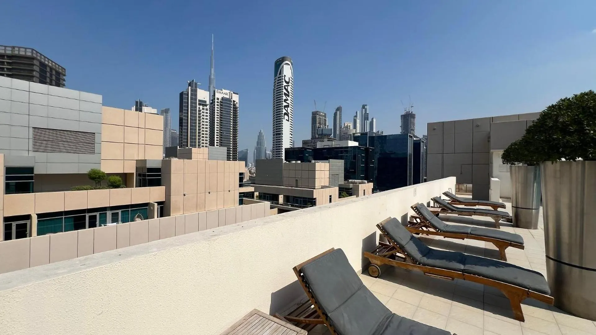 Juliushomes - Studio In Bay Square, Business Bay Dubai 아랍에미리트